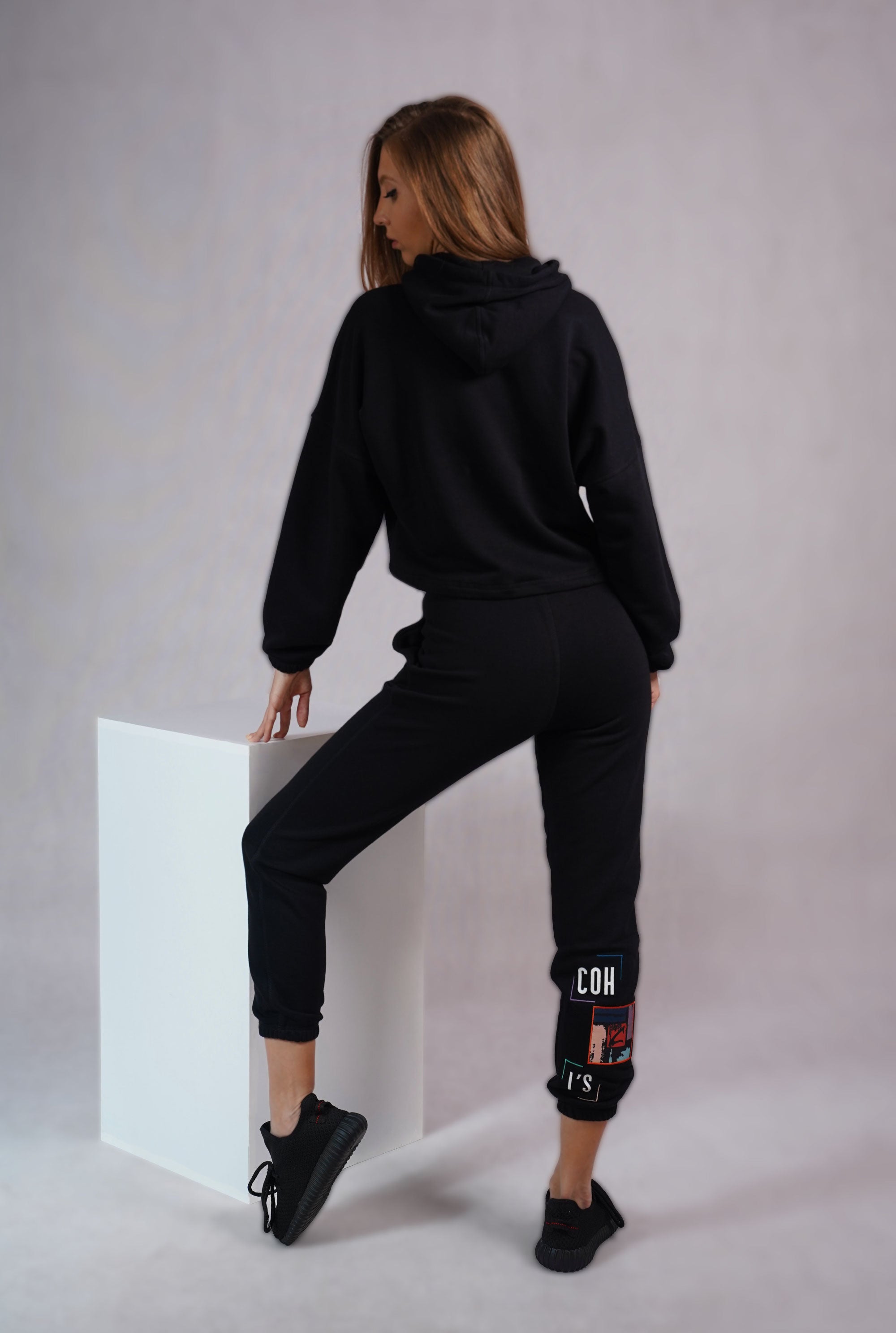 Women Sweatpants in Black Paint - C112012