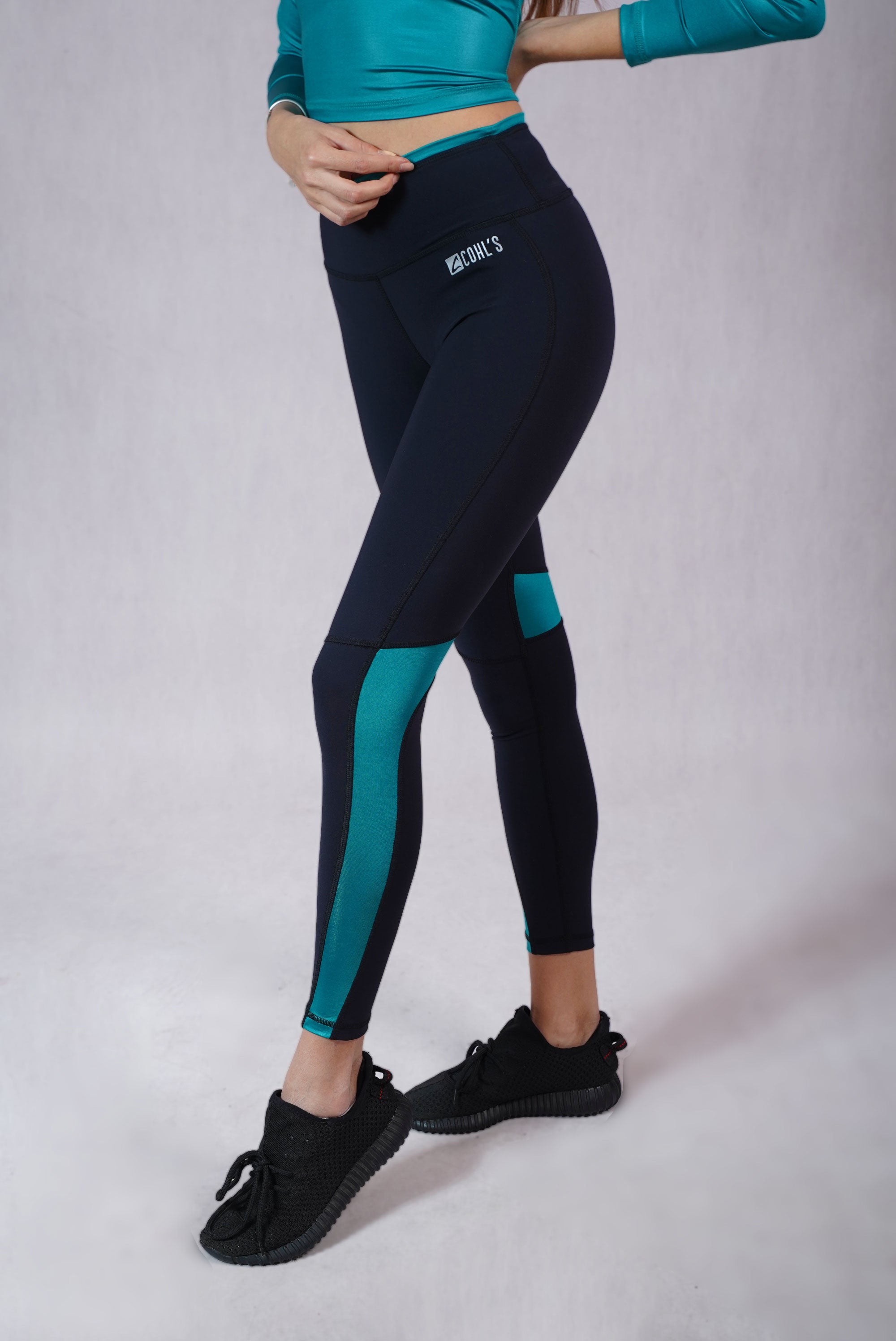 Glossy Detail Leggings Black/Emerald- C112008