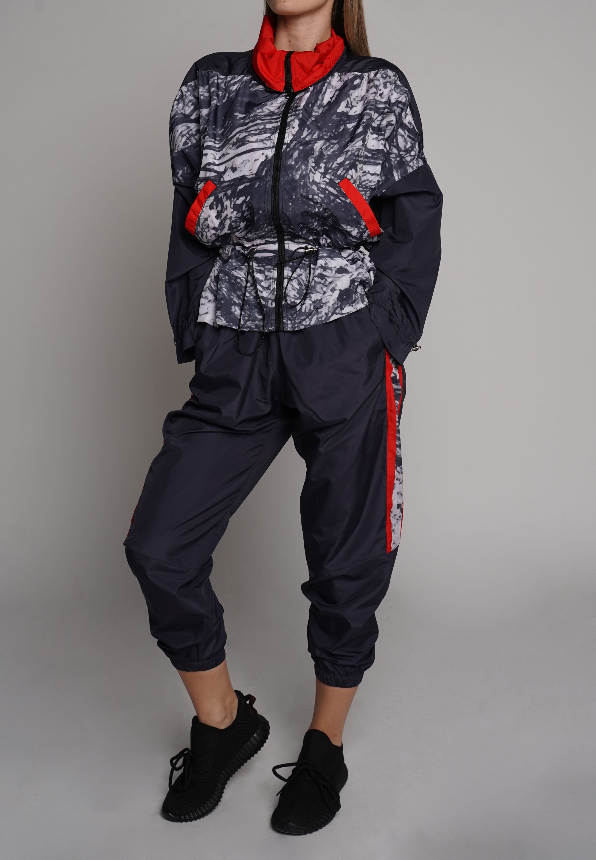 Windbreaker Pants in Rock - C112020